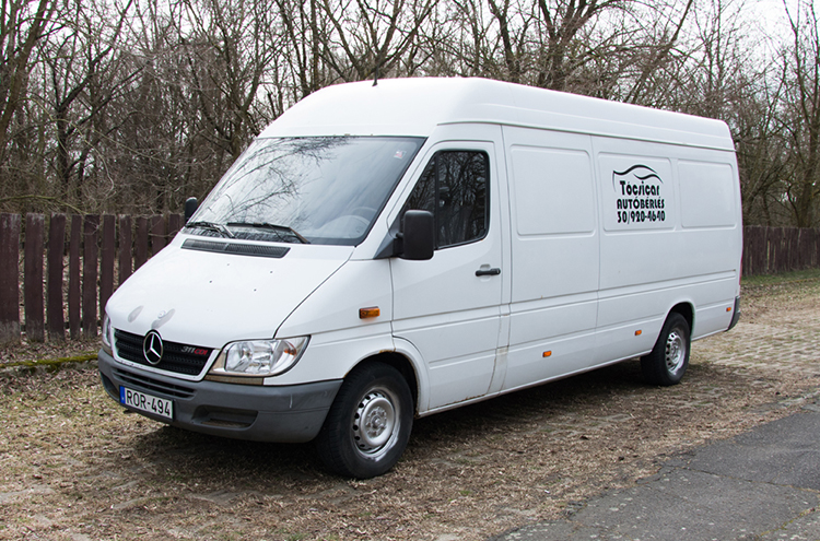 Mercedes Sprinter Long furgon, kisteherautó bérlés | Autókölcsönzés Debrecen